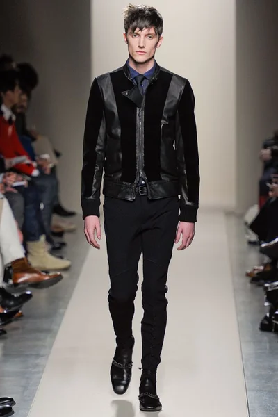 Look 34